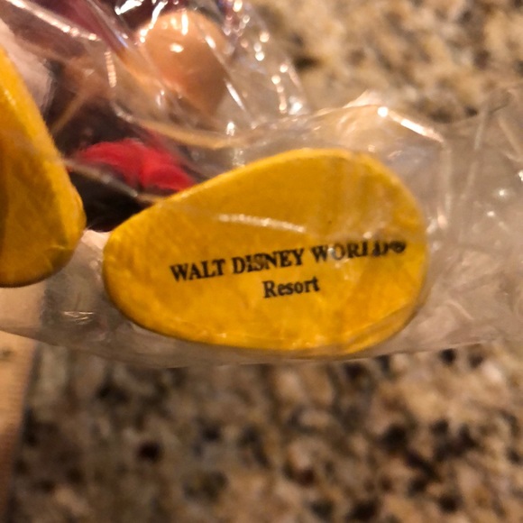 Retro Mickey Mouse Bendable Figure - Picture 4 of 4